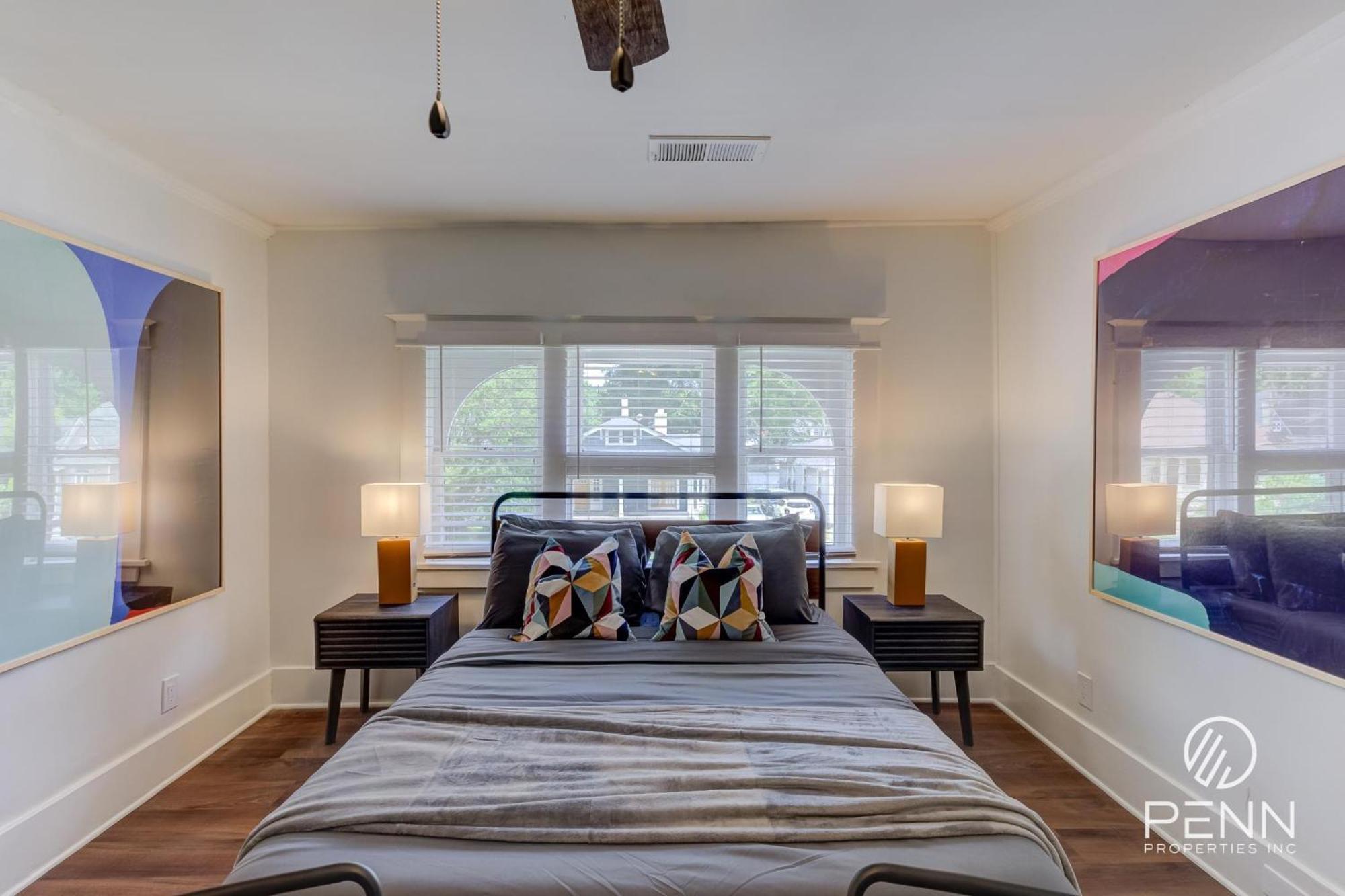 Central, Bright & Modern In Cooper Young Memphis