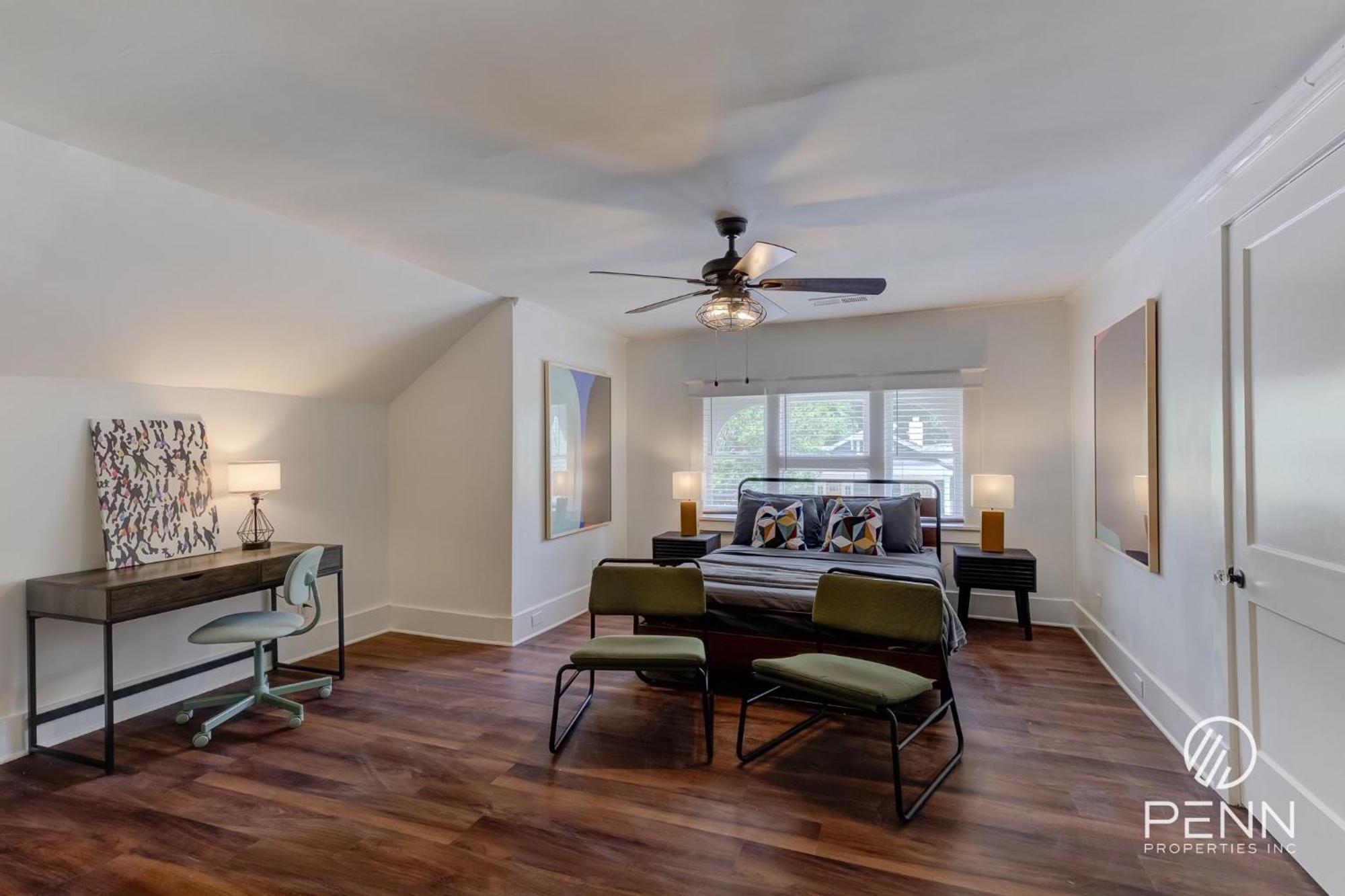 Central, Bright & Modern In Cooper Young *