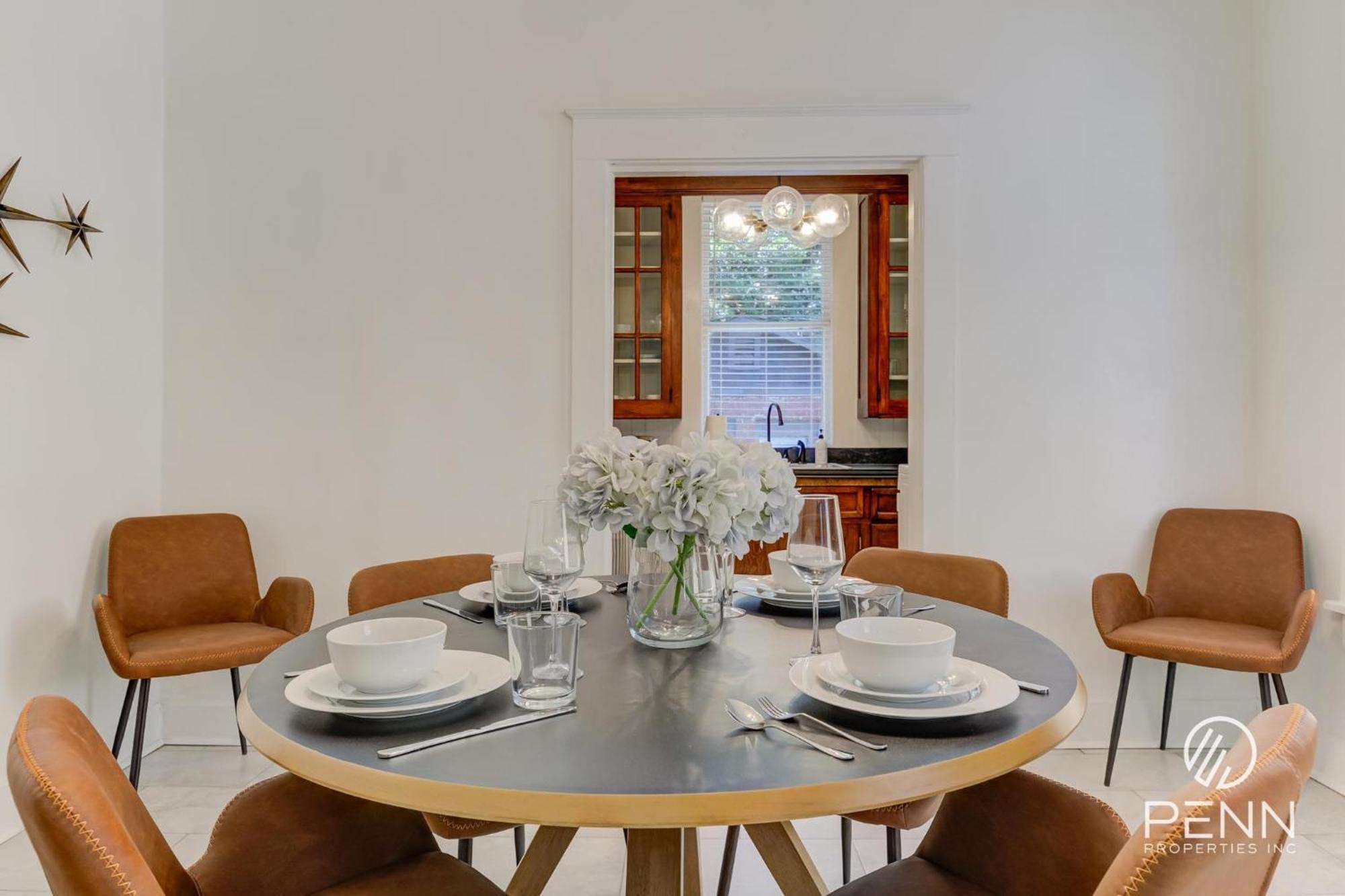 Central, Bright & Modern In Cooper Young Holiday home *