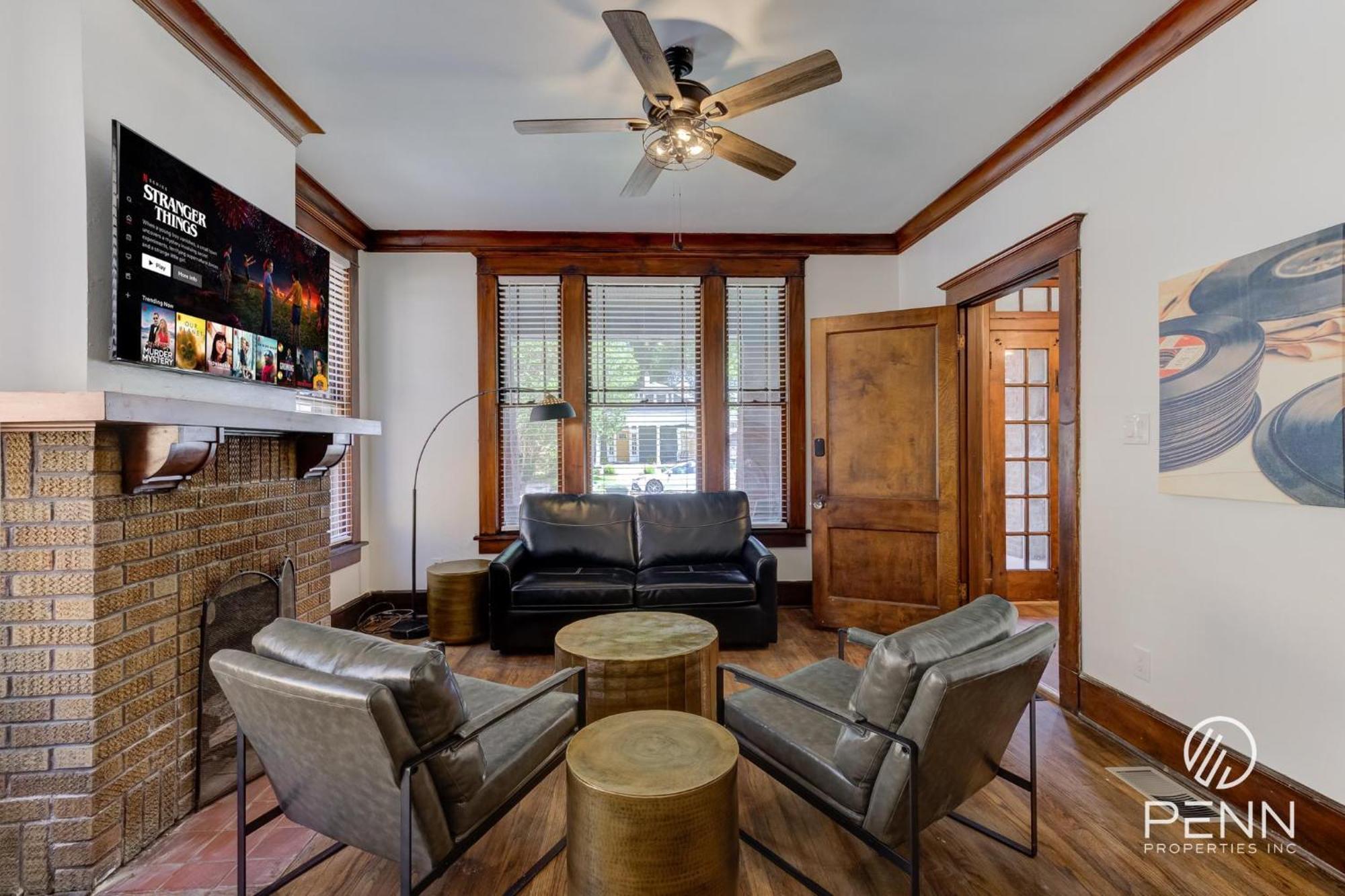 Central, Bright & Modern In Cooper Young Holiday home *