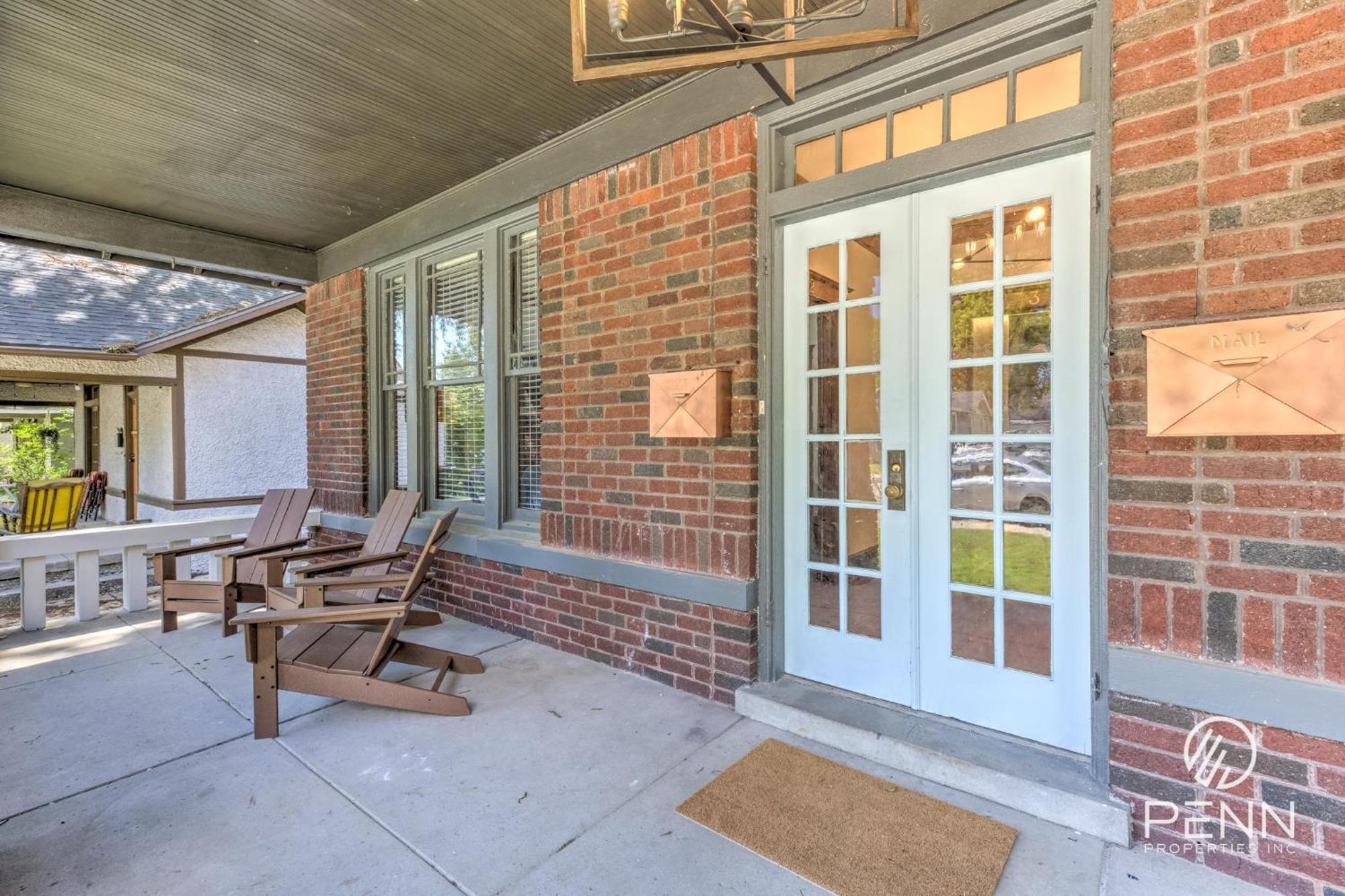 Central, Bright & Modern In Cooper Young * Memphis