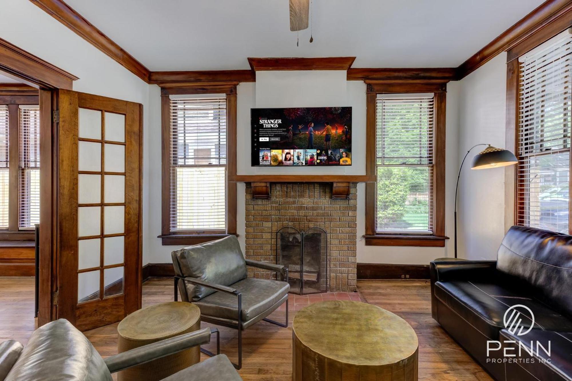 Central, Bright & Modern In Cooper Young Holiday home *