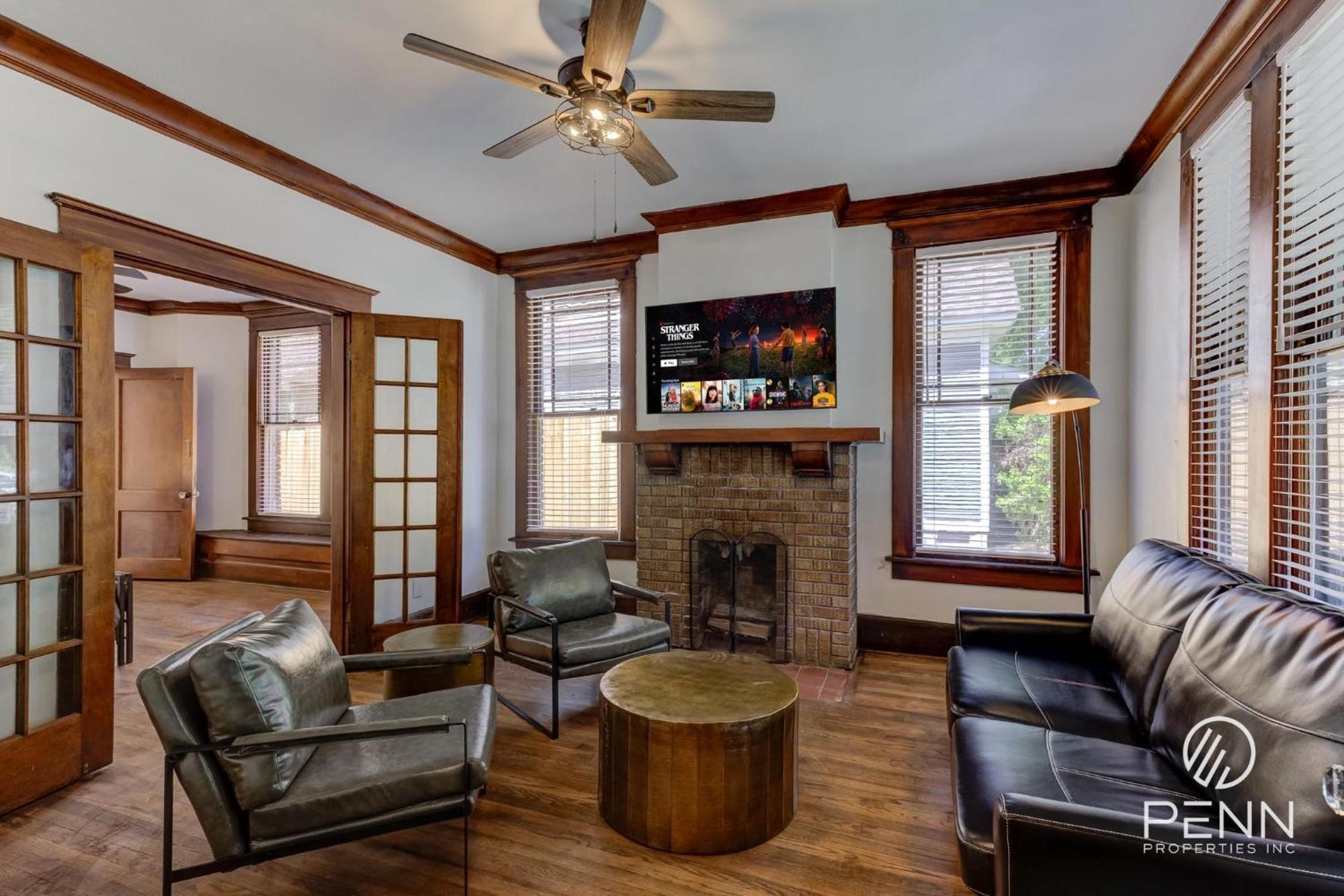 Central, Bright & Modern In Cooper Young * Memphis